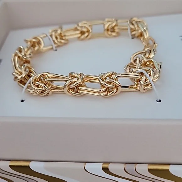 ⭐️House of Harlow 1960⭐️ Gold bracelet - Picture 4 of 4